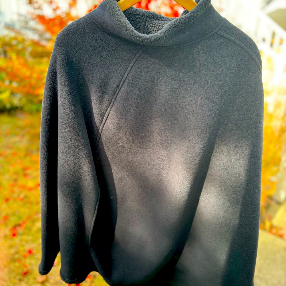Soft suede-like fleece outside/ Berber Fleece lined Cape/ Poncho w/ hand slots